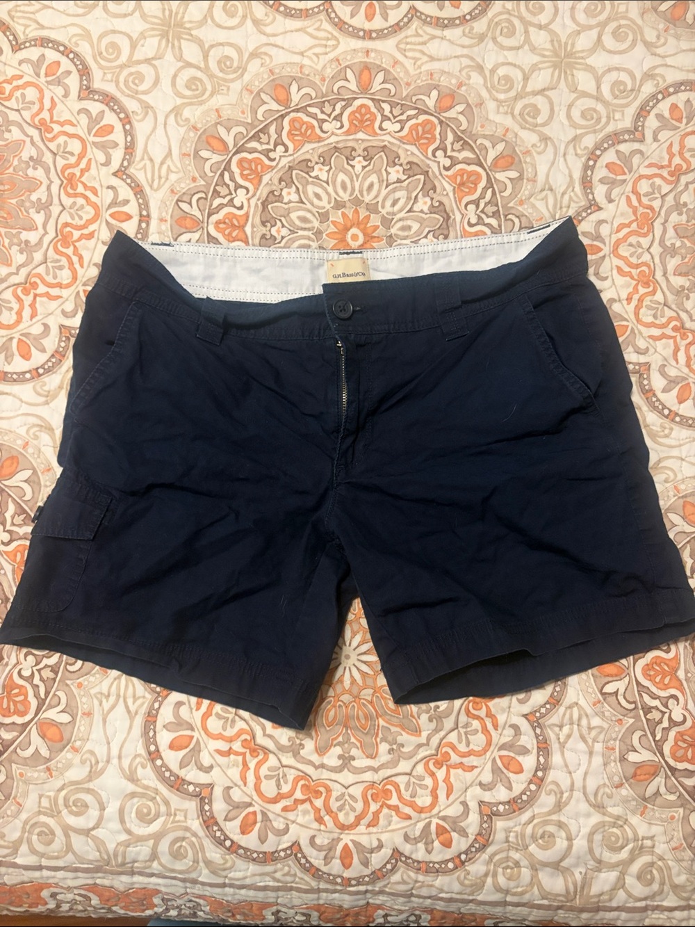 G.H. Bass & Co. Navy Women’s Cargo Shorts